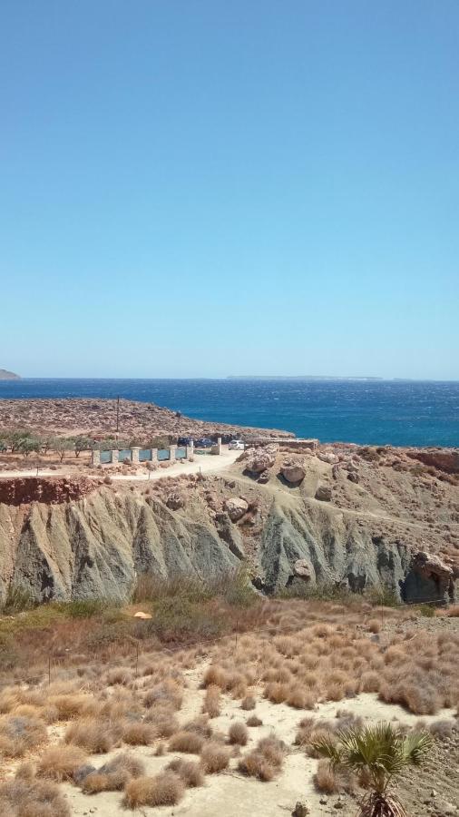 Isalo Villa Makry Gialos  Exterior photo