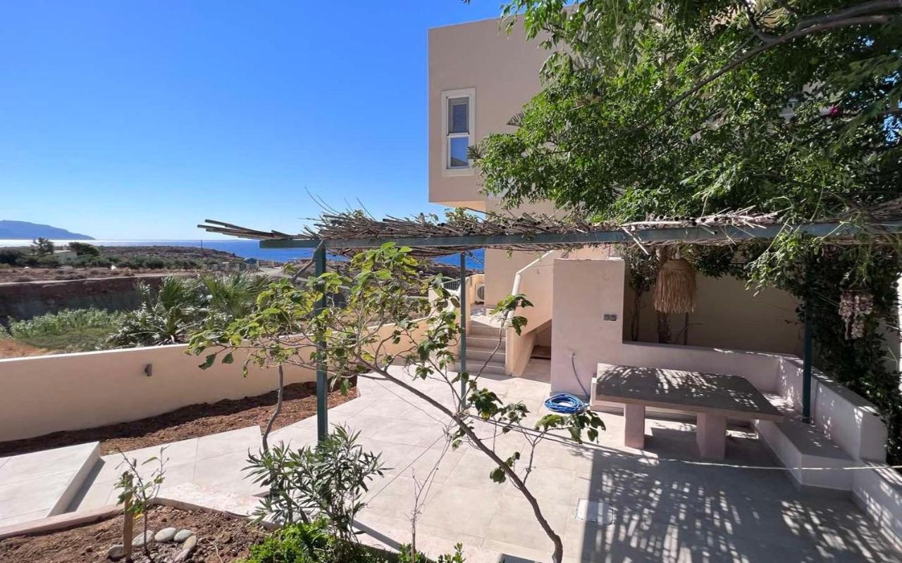 Isalo Villa Makry Gialos  Exterior photo